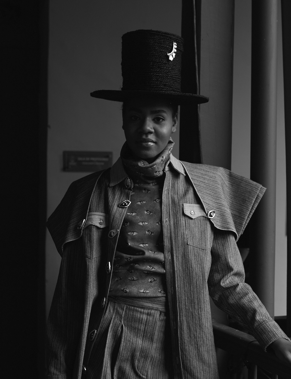 SOMBRA DORADA - Imagen 3